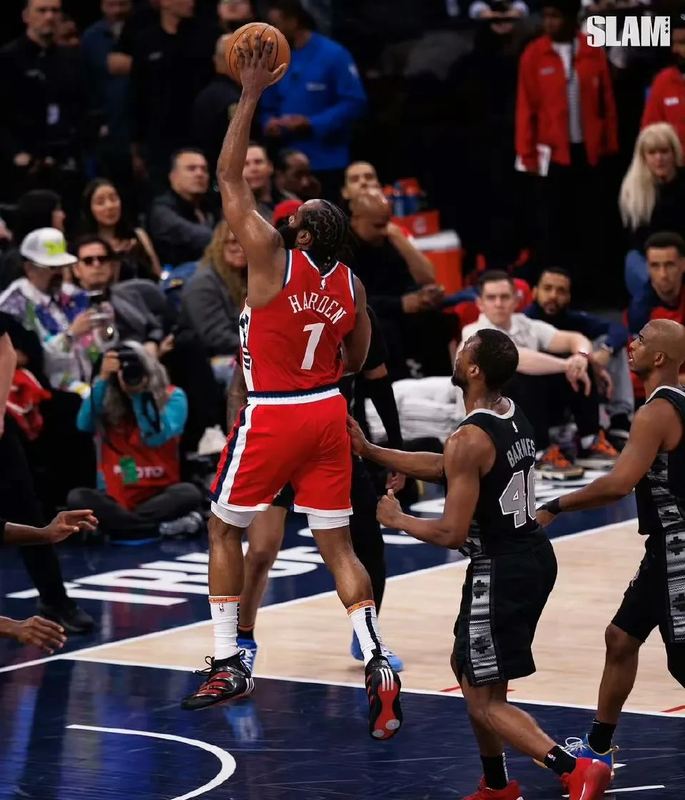 m6米乐投注洛杉矶快船发布备战花絮,今晚绝杀压哨,法甲任务艰巨,赛季目标并未改变的简单介绍